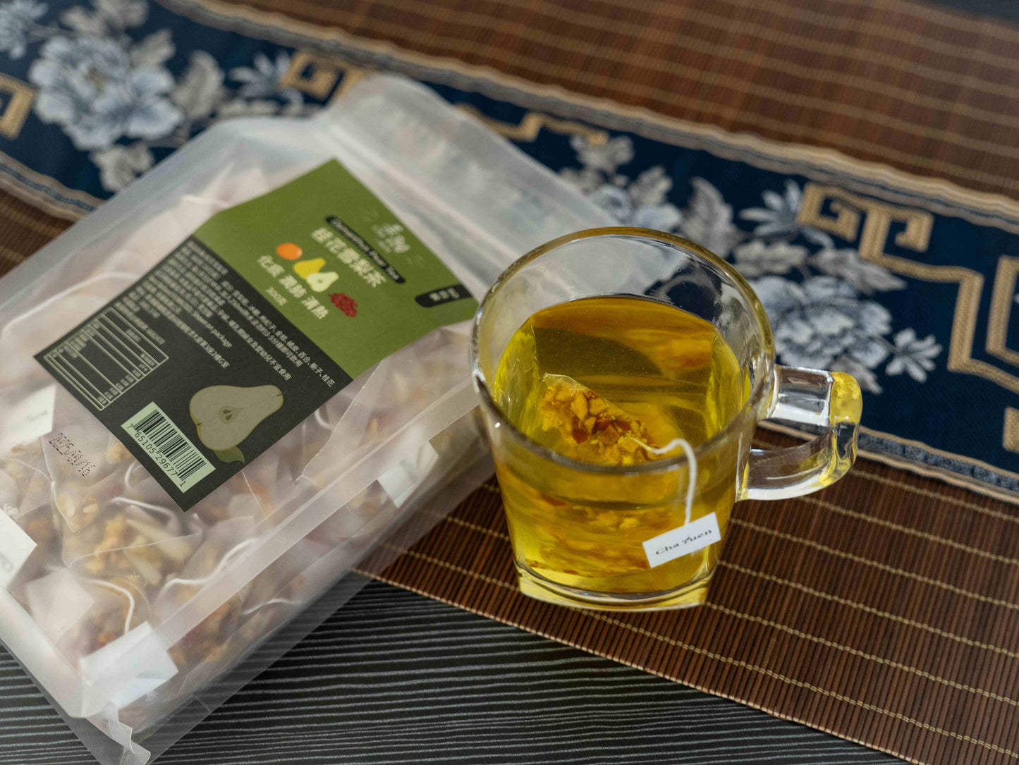 Cha Yuen – 50pcs Osmanthus Pear Tea Heat-clearing Herbal Tea Bags assists in resolving phlegm and soothing throat discomfort