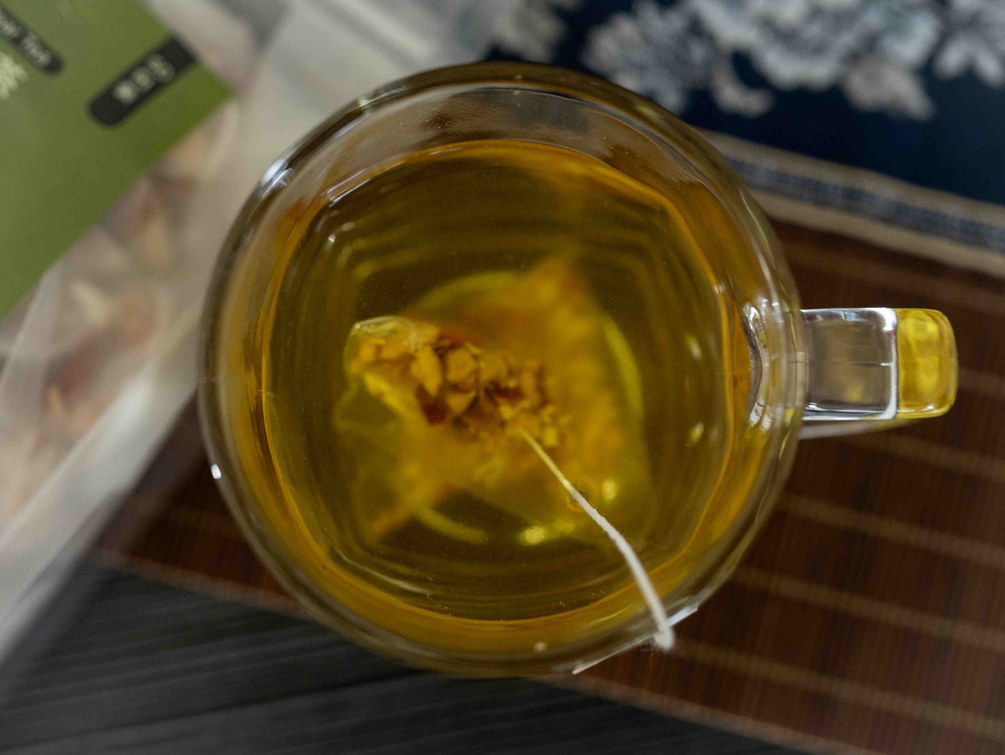 Cha Yuen – 50pcs Osmanthus Pear Tea Heat-clearing Herbal Tea Bags assists in resolving phlegm and soothing throat discomfort