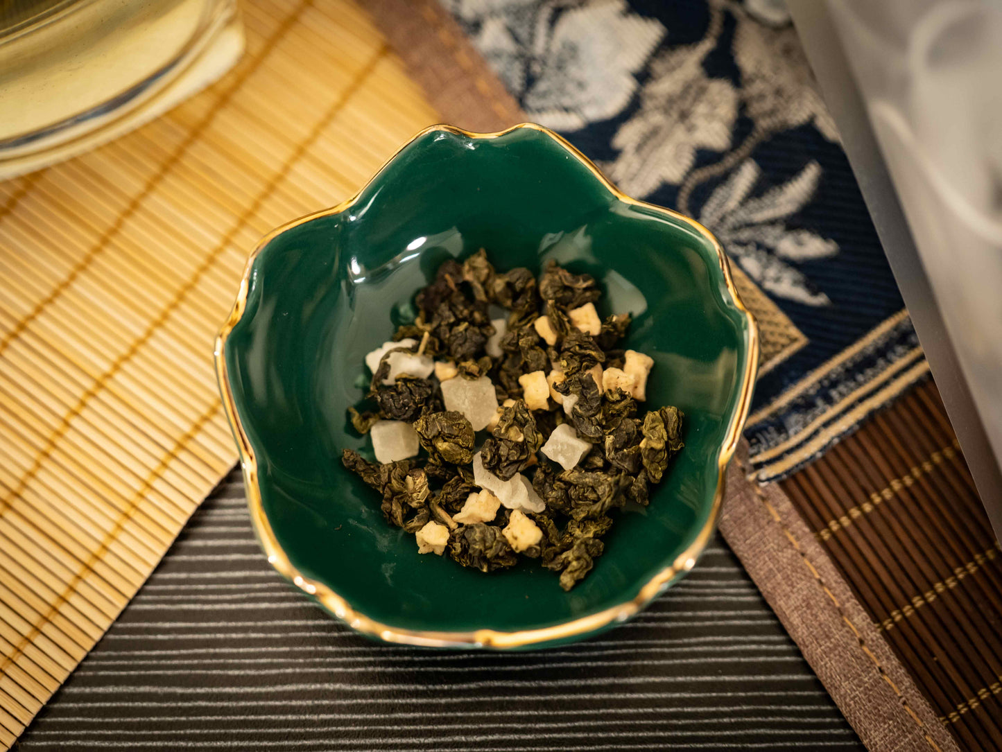 Cha Yuen – 50pcs Peach Oolong Tea Invigorating herbal tea revitalizing and alleviating fatigue
